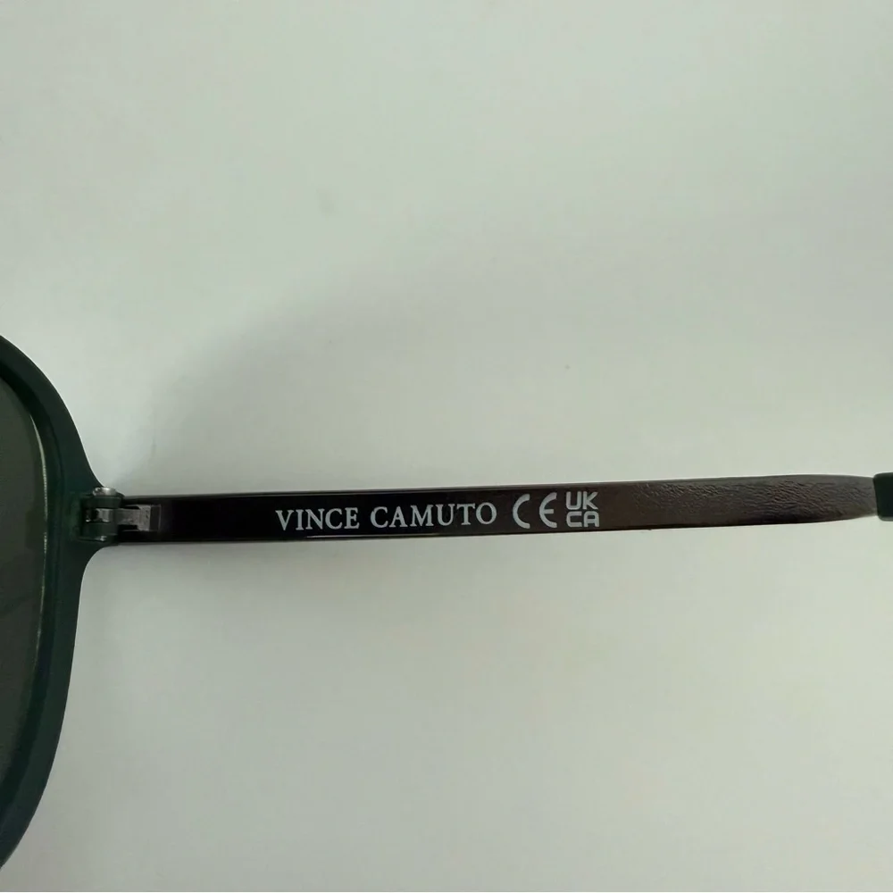 NWT Vince Camuto Shield Navigator Sunglasses Green Frame